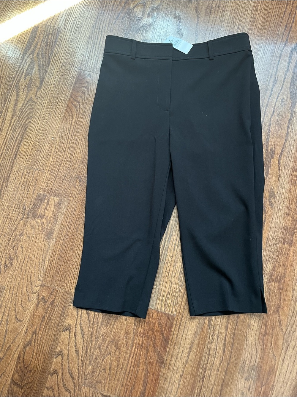 NWT LOFT Black Pedal Pushers 4